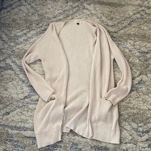 Universal thread long style sweater
